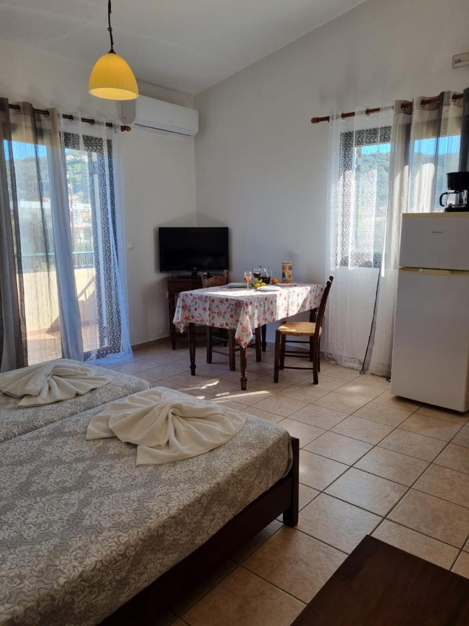 Irida Apartments -Ex Blazis House Almirída Kültér fotó